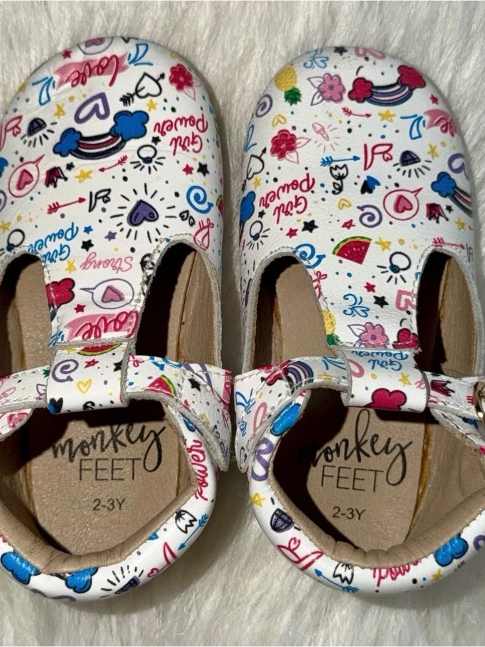 Monkey Feet Mary Jane Leather shoes in Girls’ size 6-7 Fun Colorful Print! NWOT